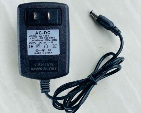 Bộ Sạc Cho Loa Xách Tay INPUT: AC 100-240V~0.70Amax 50Hz-60Hz OUTPUT: DC15V/2A